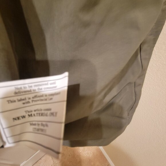 Abercrombie & Fitch Long Puffer Jacket - Picture 14 of 16